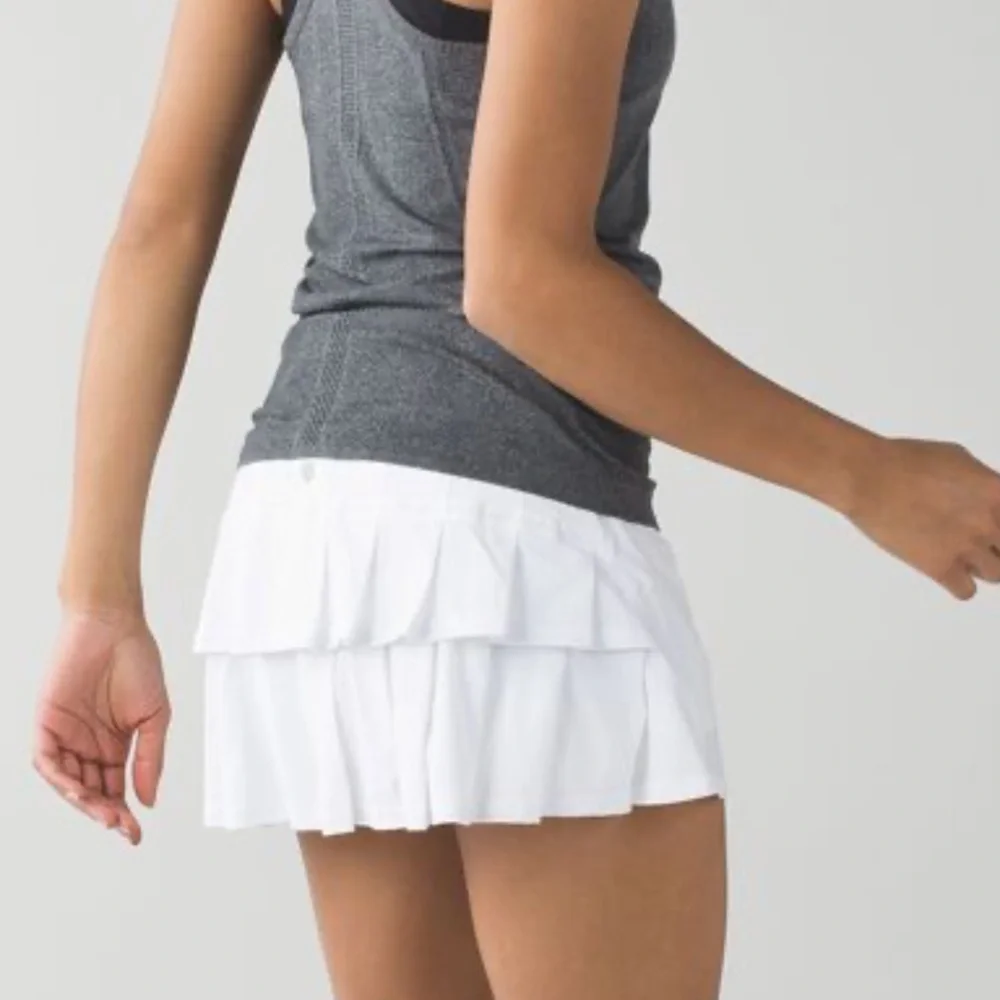 Run: Pace-Setter Skirt*R - Picture 2 of 8